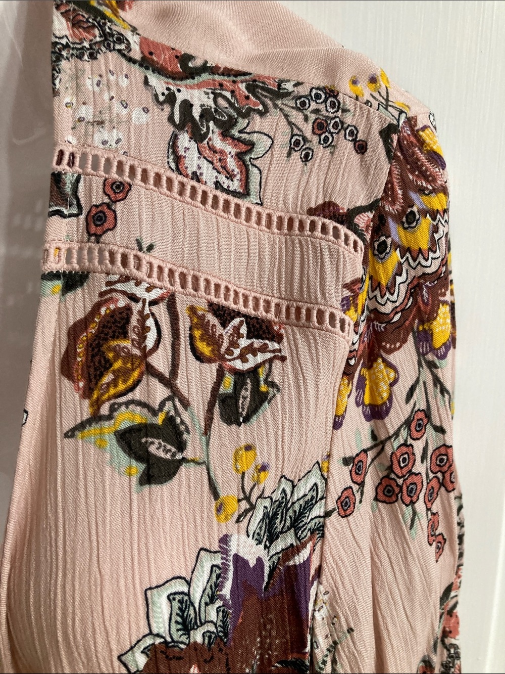 Knox Rose Pink Floral Open Front Kimono - Picture 5 of 7
